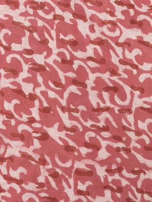 red printed saree with blouse - 18244557 - Standard Image - 3