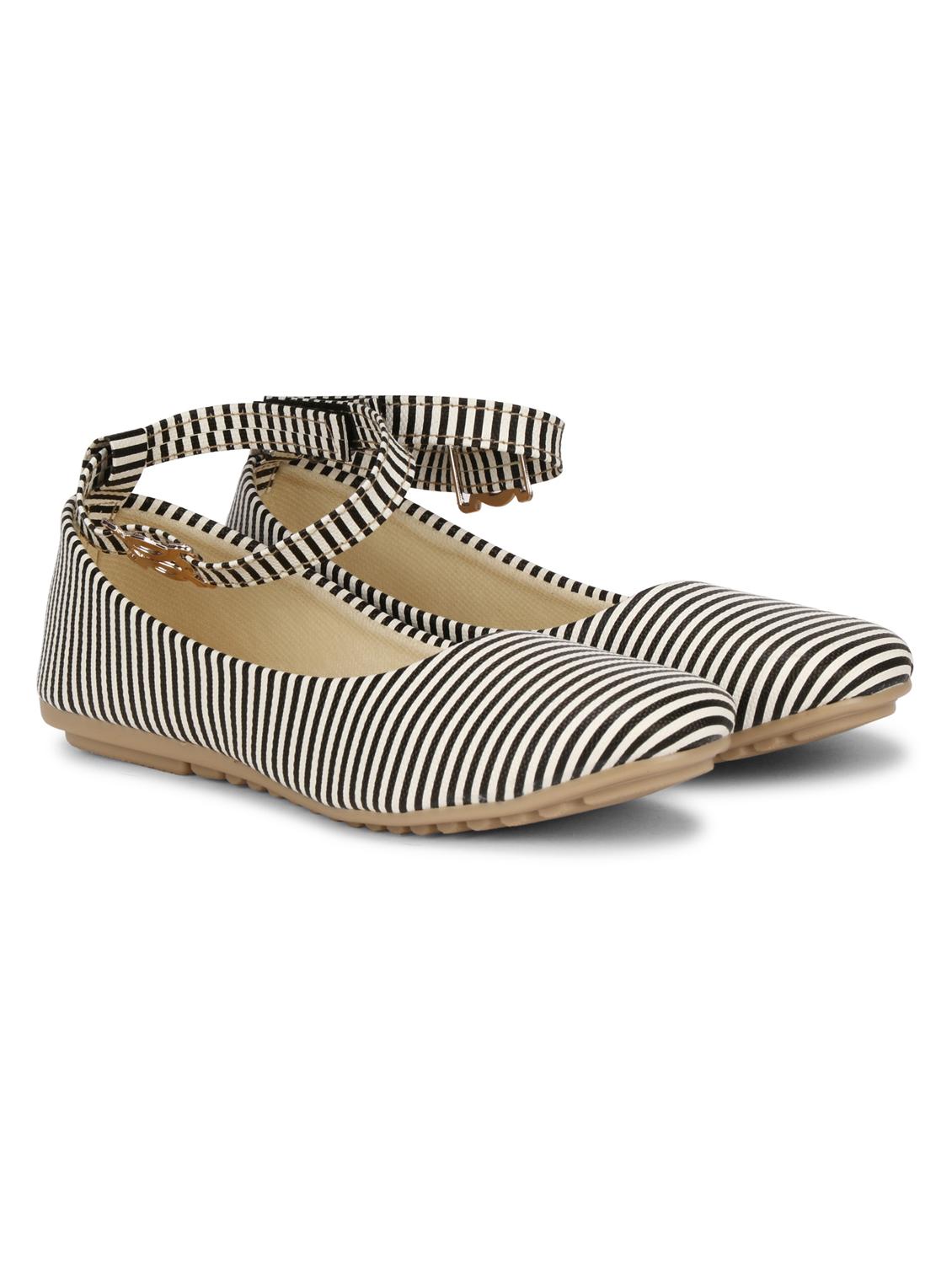 multi colored faux leather slip on ballerina - 18247862 - Zoom Image - 2