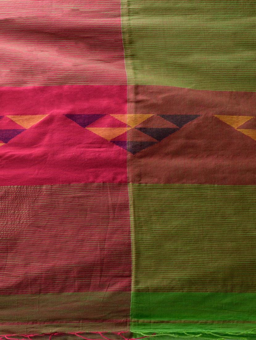 self design handloom saree with blouse - 18248016 - Zoom Image - 6