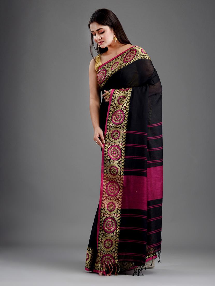 self design handloom saree with blouse - 18248025 - Zoom Image - 3