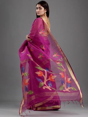 magenta handloom saree with blouse - 18248052 - Standard Image - 2