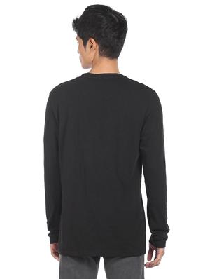 black solid t-shirt - 18251588 - Standard Image - 3