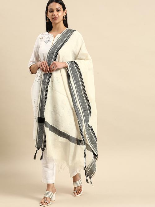 white cotton woven dupatta - 18253746 - Standard Image - 1