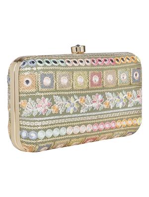 green cotton polyester blend regular clutch - 18257427 - Standard Image - 6