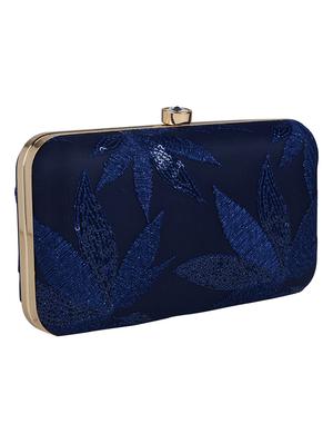blue cotton polyester blend regular clutch - 18257431 - Standard Image - 6