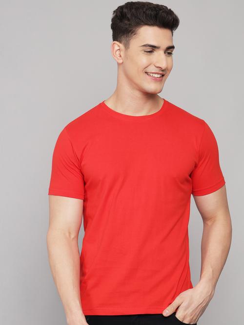 red solid t-shirt - 18260881 - Standard Image - 1