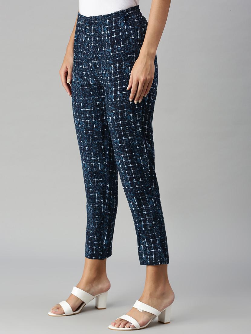 mid rise printed cigarette pants trouser - 18261412 - Zoom Image - 2
