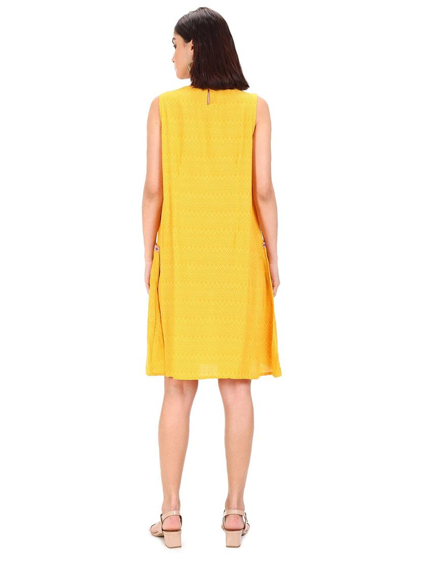 sleeveless printed fit & flare dress - 18262125 - Zoom Image - 4
