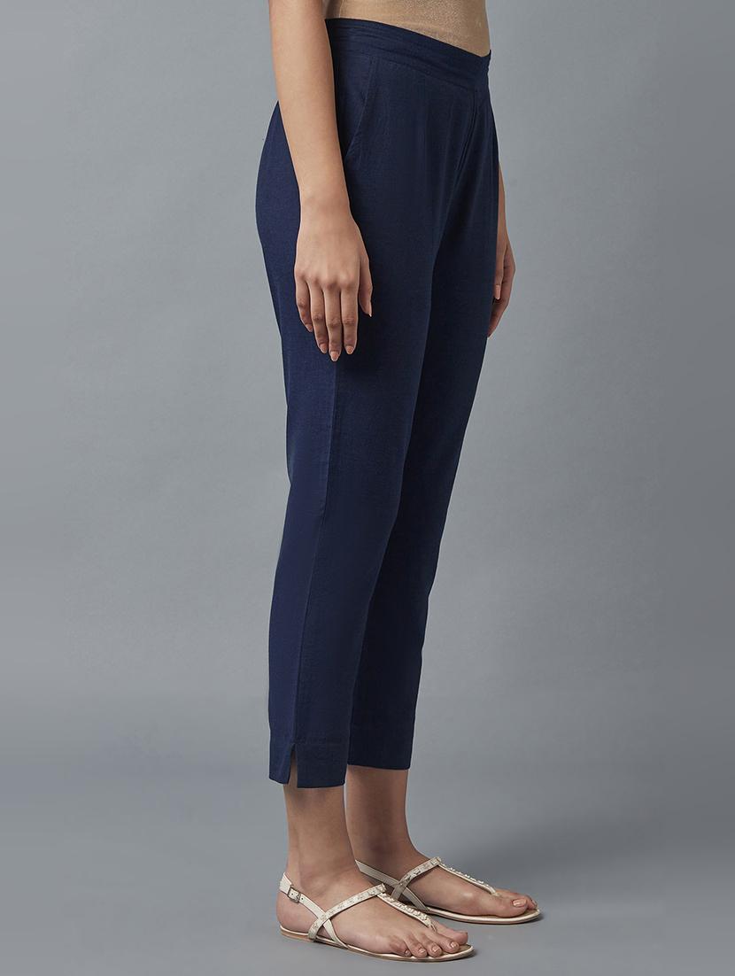 mid rise pleated trouser - 18269146 - Zoom Image - 2