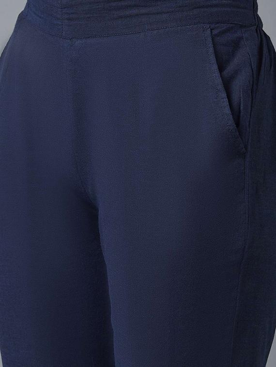 mid rise pleated trouser - 18269146 - Zoom Image - 5