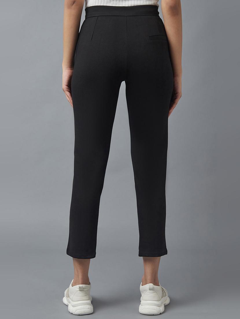 mid rise pleated trouser - 18269167 - Zoom Image - 3