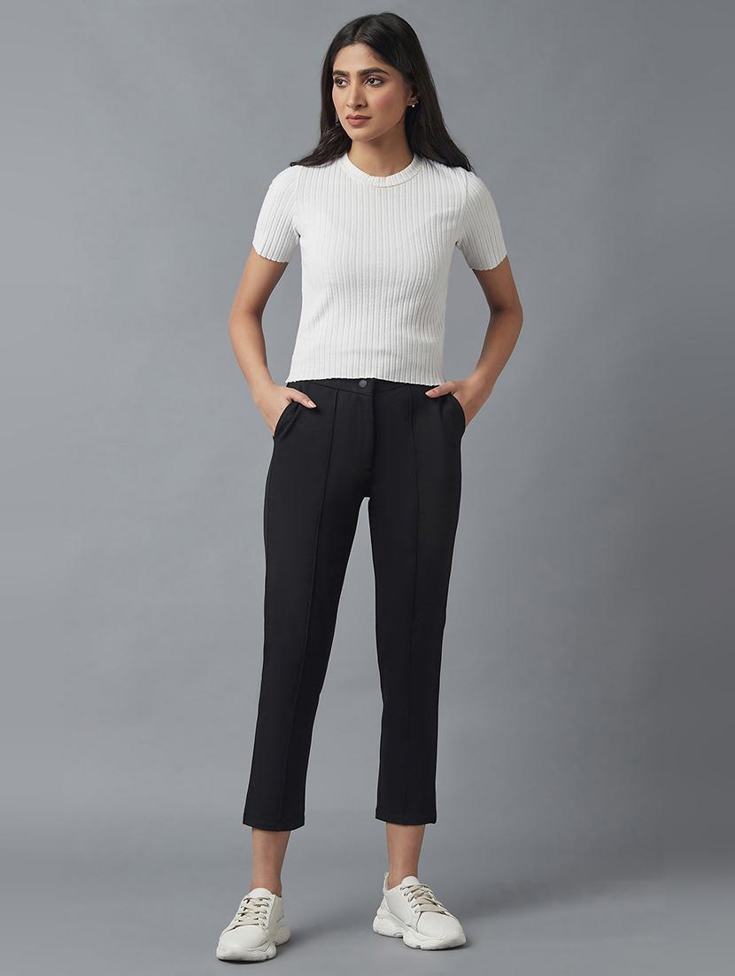 mid rise pleated trouser - 18269167 - Zoom Image - 4