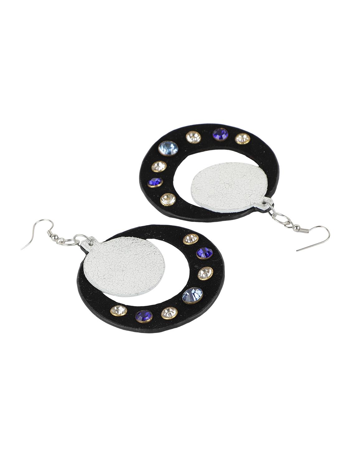 silver rubber drop earring - 18270937 - Zoom Image - 3