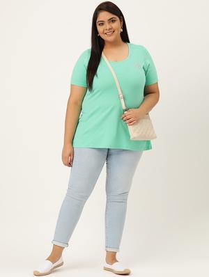 round neck solid plus tee - 18272469 - Standard Image - 4