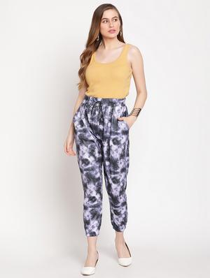 drawstring waist printed jogger - 18277370 - Standard Image - 4