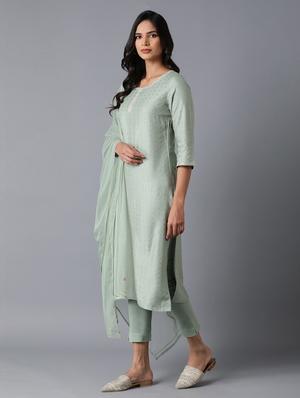 green suit set - 18277781 - Standard Image - 2