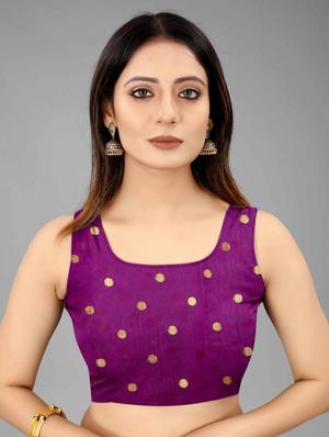 golden zari work woven saree with blouse - 18280760 - Standard Image - 5