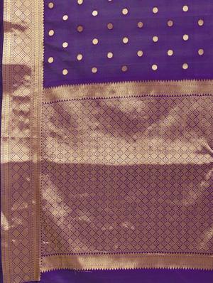 golden zari work woven saree with blouse - 18280761 - Standard Image - 6