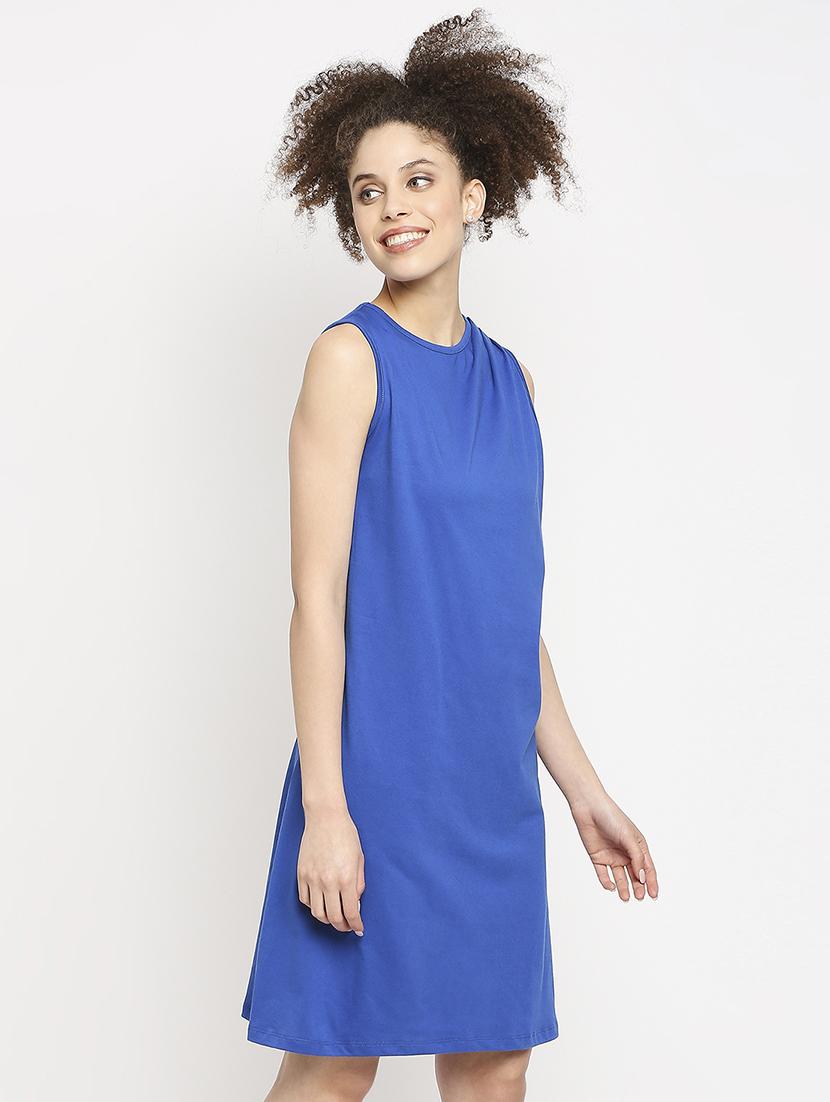 round neck solid shift dress - 18286491 - Zoom Image - 2