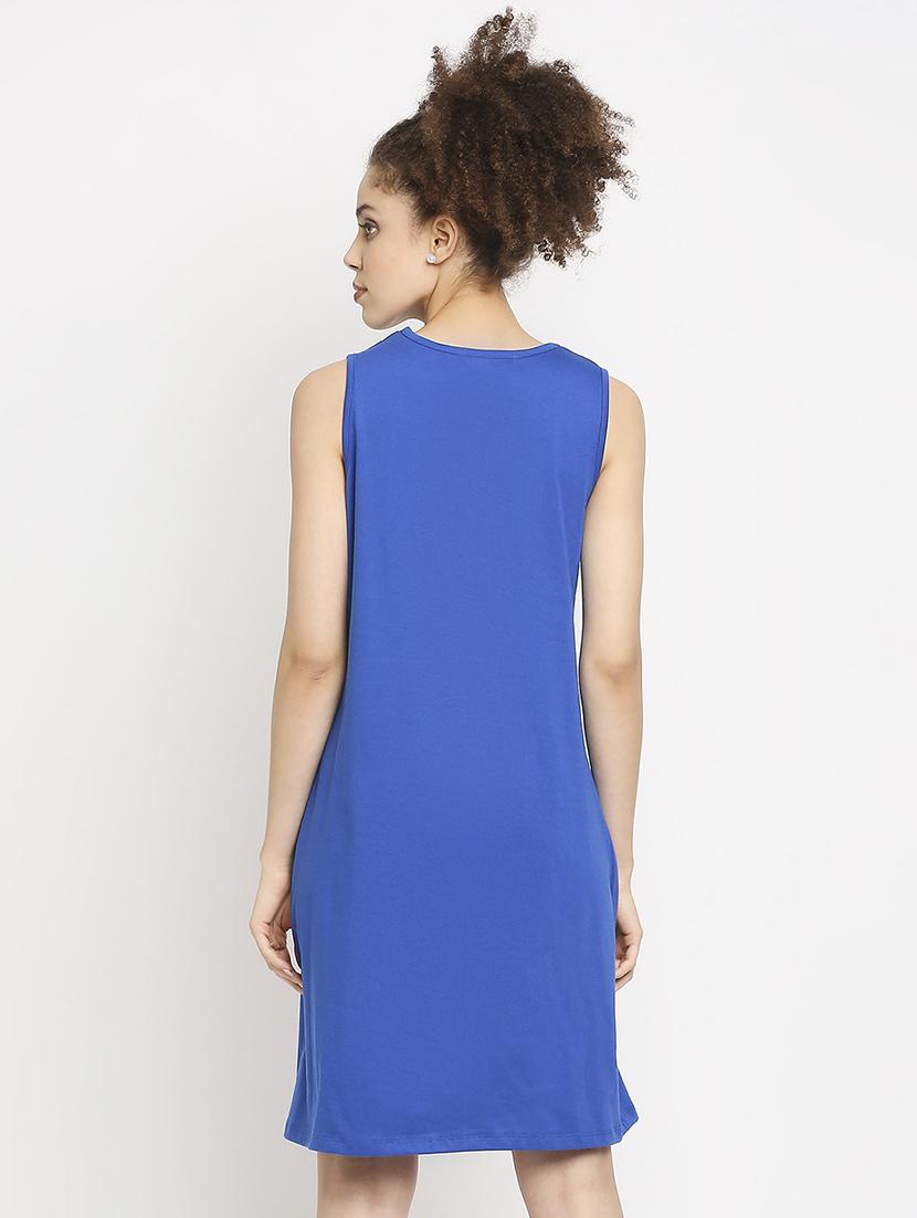round neck solid shift dress - 18286491 - Zoom Image - 3