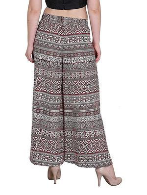 mid rise printed palazzo - 18287080 - Standard Image - 4