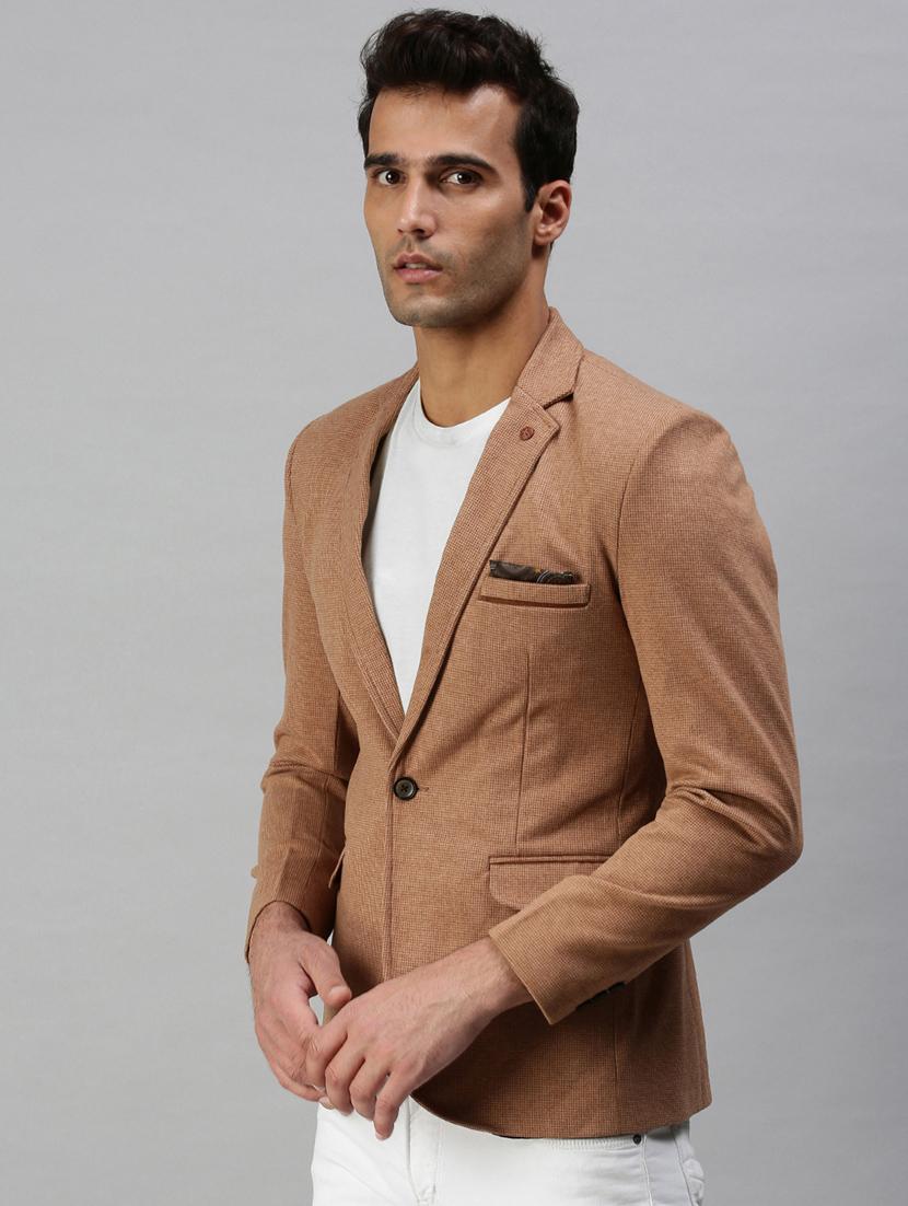 brown solid single breasted casual blazer - 18289549 - Zoom Image - 2