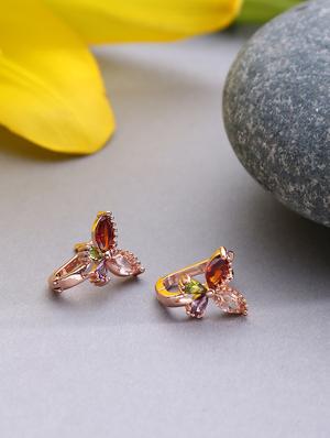 gold metal studs earring - 18291999 - Standard Image - 2