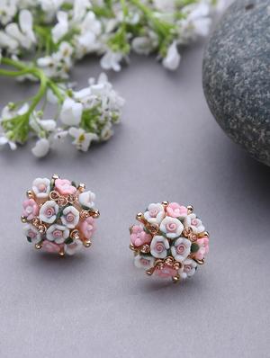 silver metal studs earring - 18292000 - Standard Image - 2