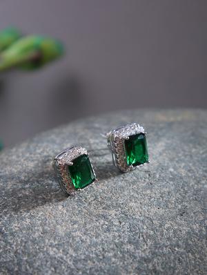 green metal studs earring - 18292019 - Standard Image - 2