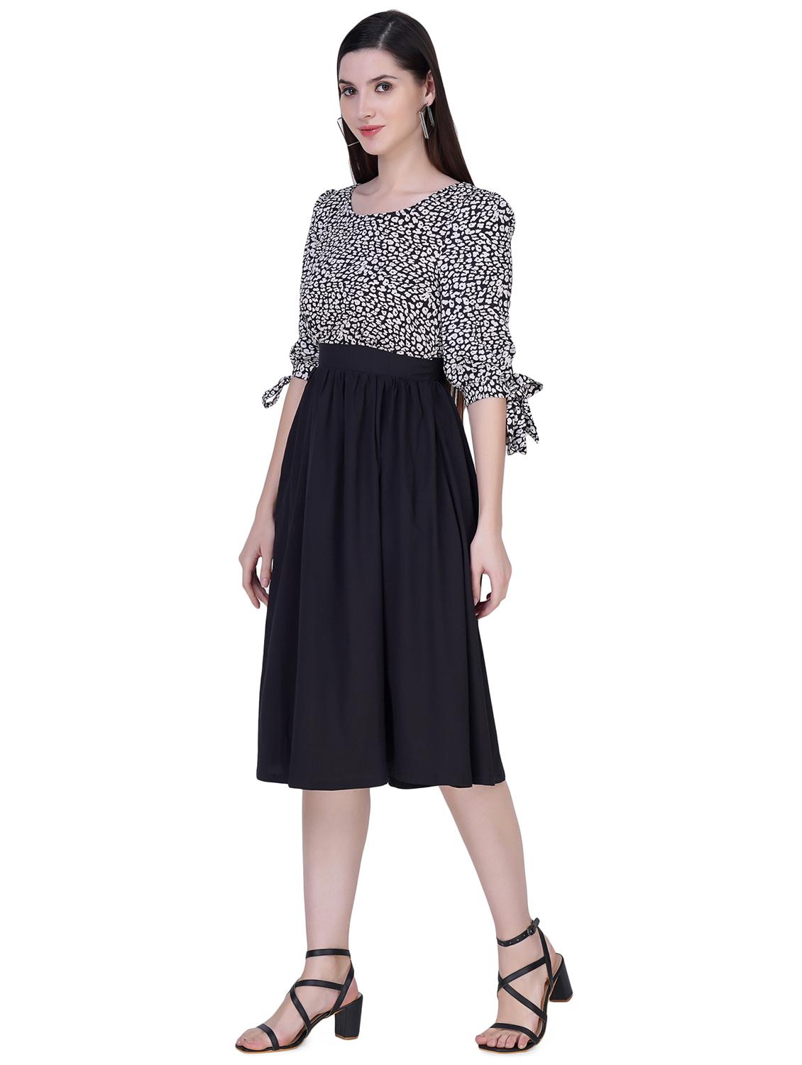 tie knot sleeved printed fit & flare dress - 18297403 - Zoom Image - 2