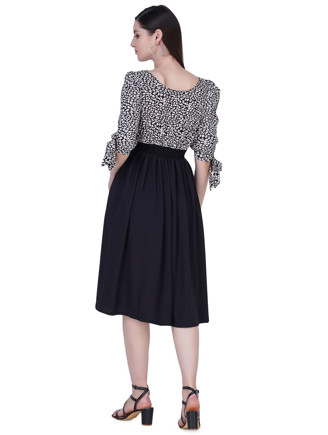 tie knot sleeved printed fit & flare dress - 18297403 - Zoom Image - 3
