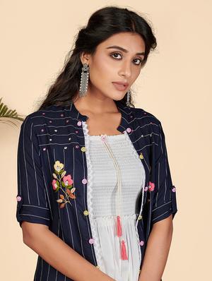 blue solid layered kurta - 18298350 - Standard Image - 6
