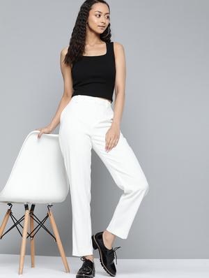 square neck solid crop top - 18298423 - Standard Image - 4