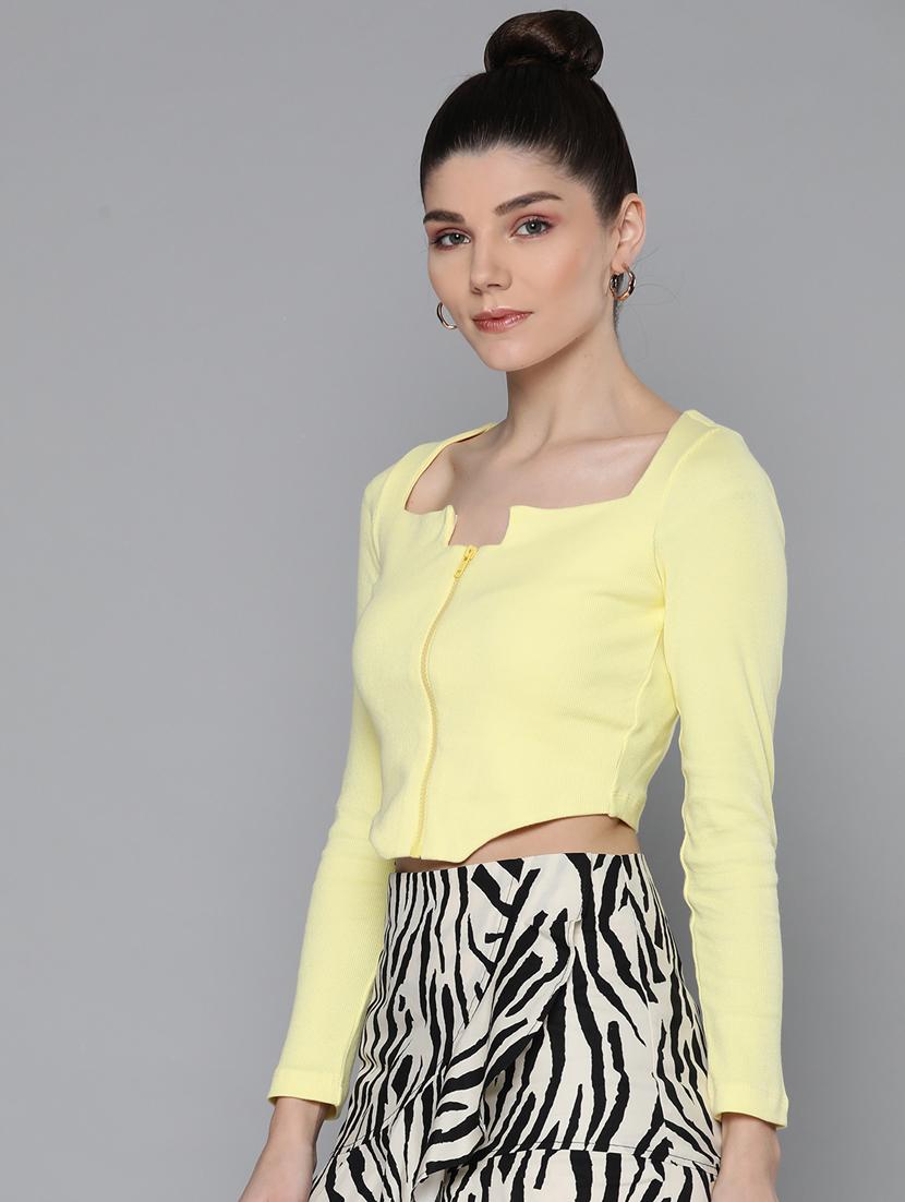 notch neck solid crop top - 18298424 - Zoom Image - 2