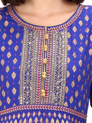 blue printed flared kurta - 18301964 - Standard Image - 3