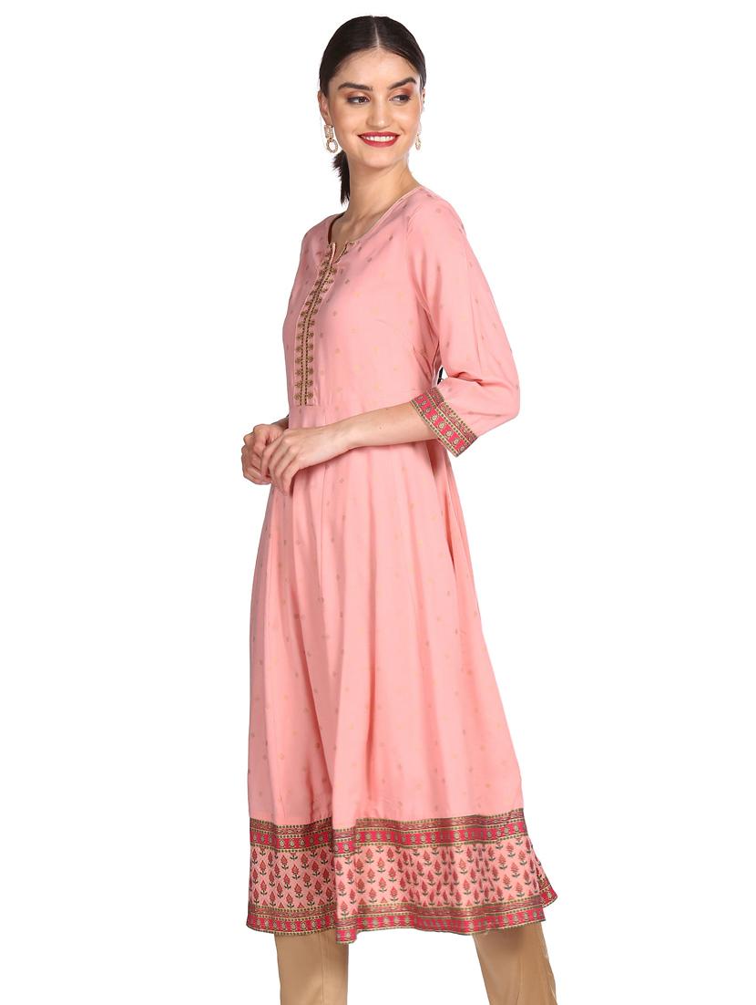 pink printed flared kurta - 18301990 - Zoom Image - 2