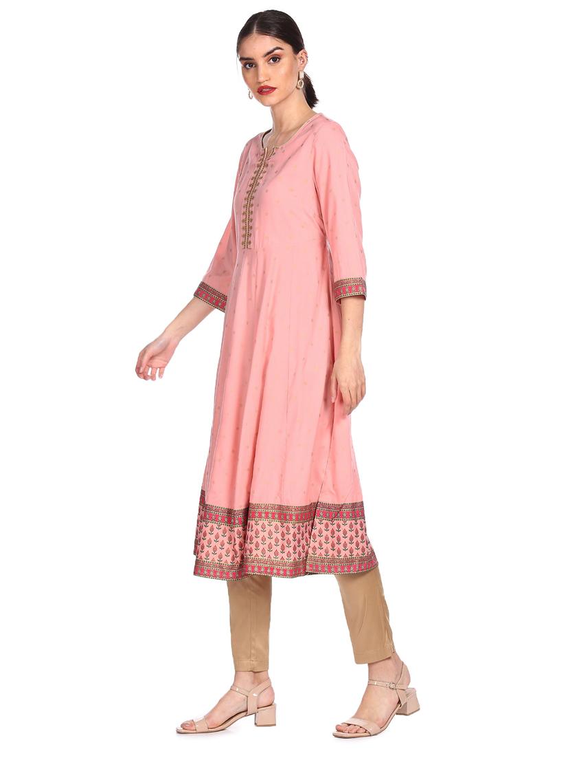 pink printed flared kurta - 18301990 - Zoom Image - 4