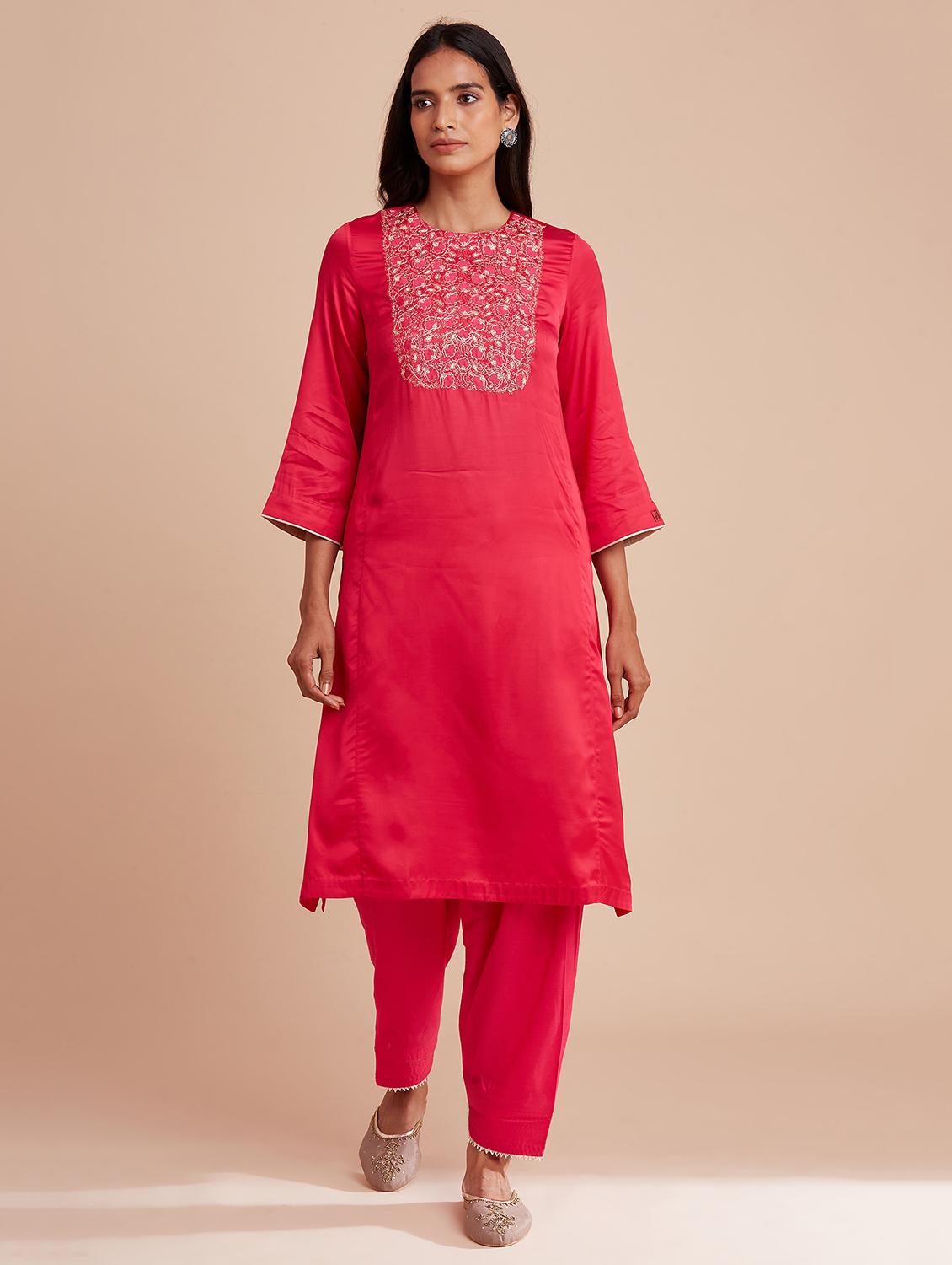 embroidered straight kurta - 18304630 - Zoom Image - 5