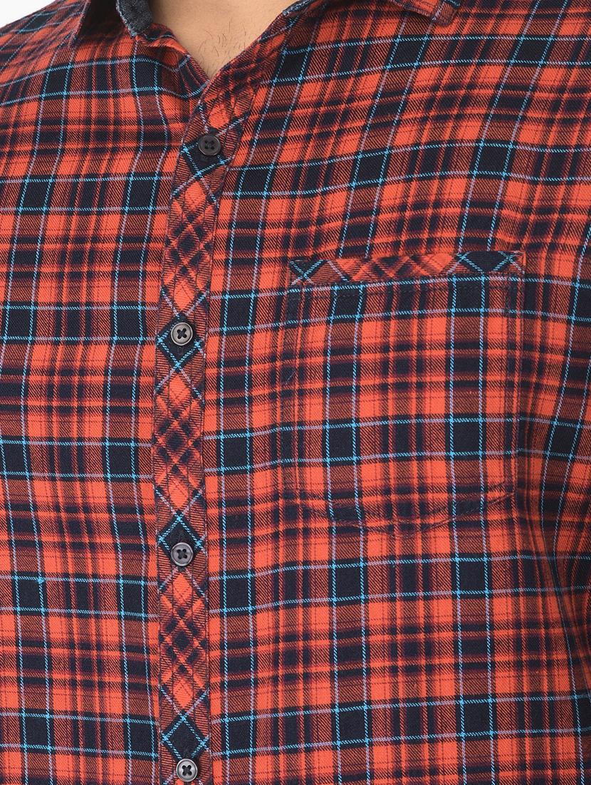 red checkered casual shirt - 18304972 - Zoom Image - 5