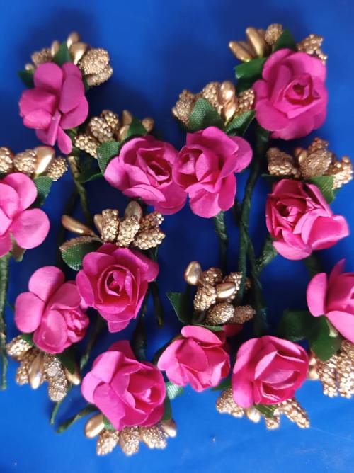 flower hair accessories - 18311036 - Standard Image - 1