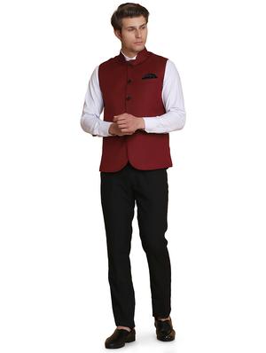 red solid waist coat - 18312967 - Standard Image - 4