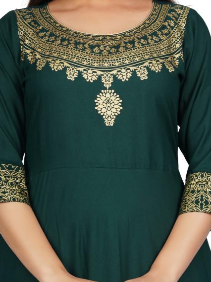 green rayon gown - 18317633 - Zoom Image - 5