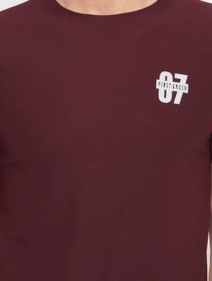 maroon solid t-shirt - 18320917 - Standard Image - 4