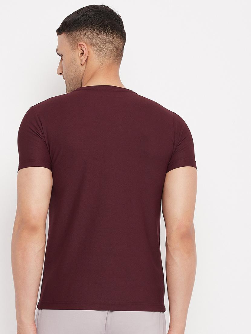 maroon solid t-shirt - 18320917 - Zoom Image - 3