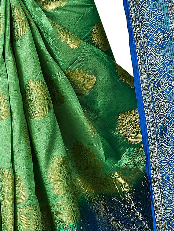 green cotton silk banarasi saree with blouse - 18322056 - Zoom Image - 4