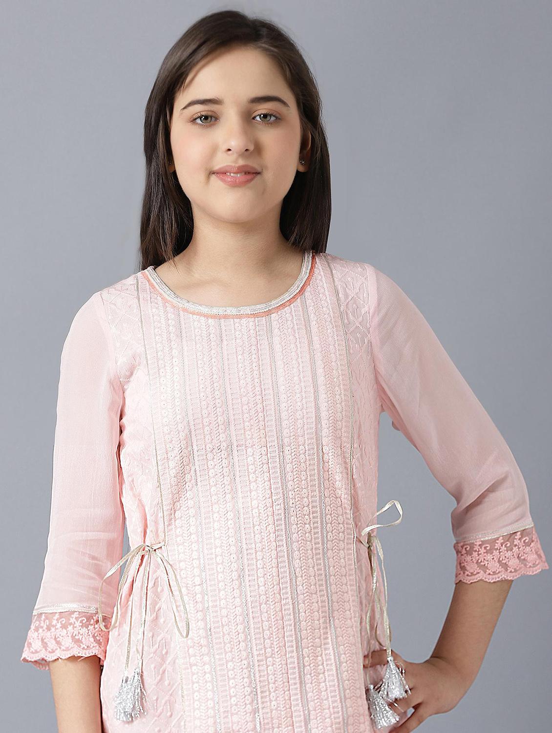 pink embroidered regular kurti - 18322627 - Zoom Image - 6