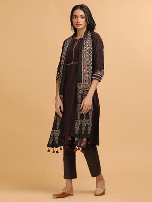 brown solid flat front trouser - 18325164 - Standard Image - 4