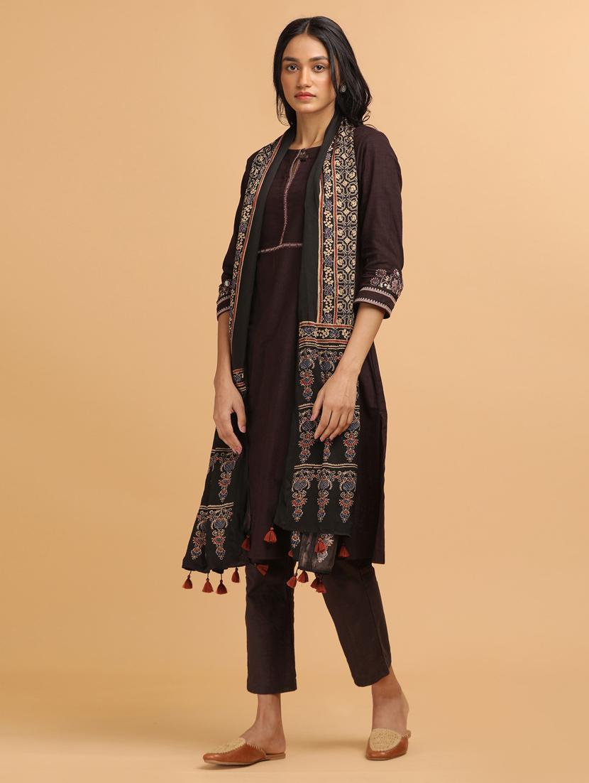 brown solid flat front trouser - 18325164 - Zoom Image - 4