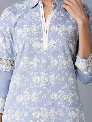 blue floral straight kurta - 18327010 - Standard Image - 4