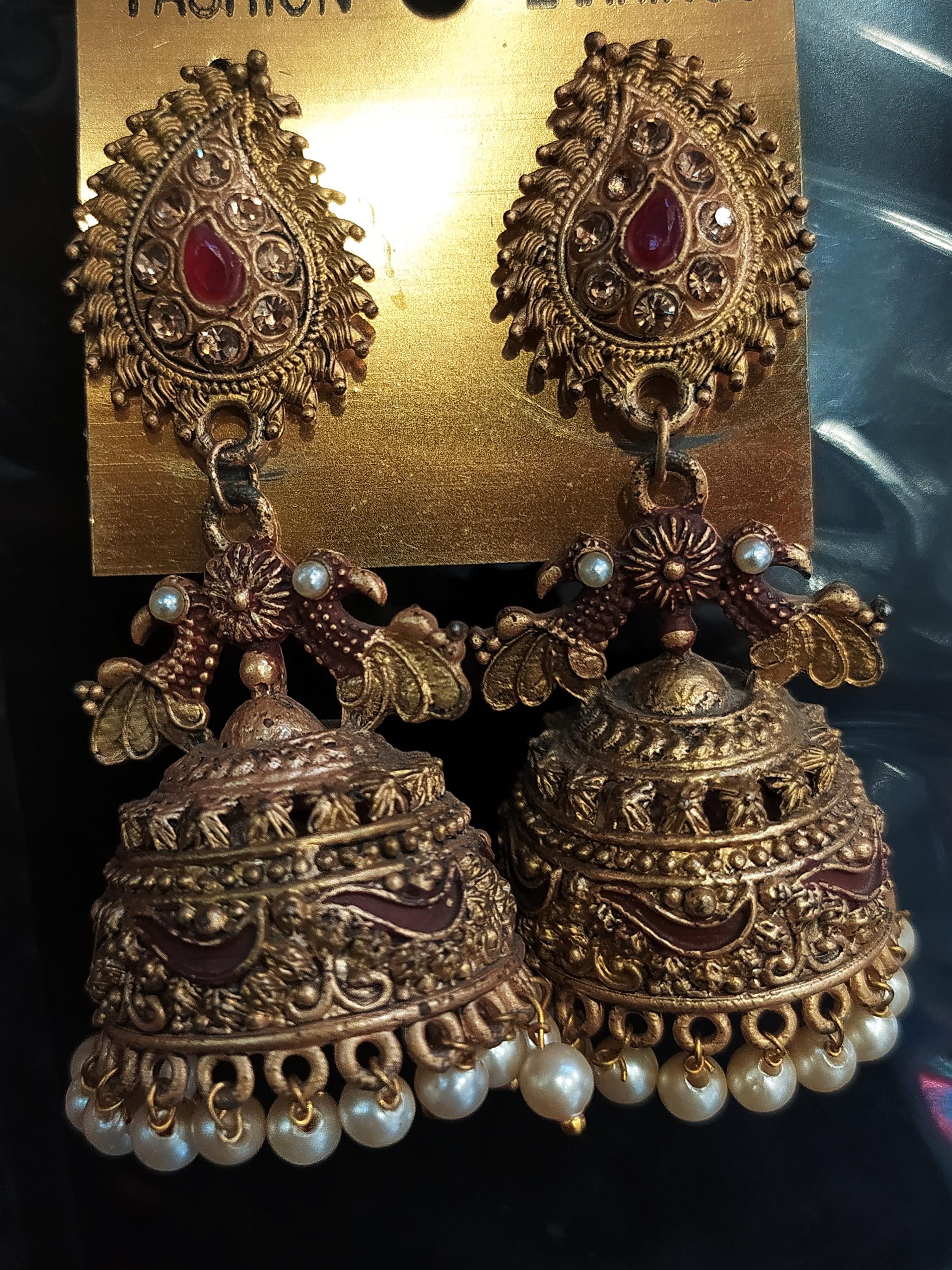 earrings for women gold color - 18328725 - Zoom Image - 1